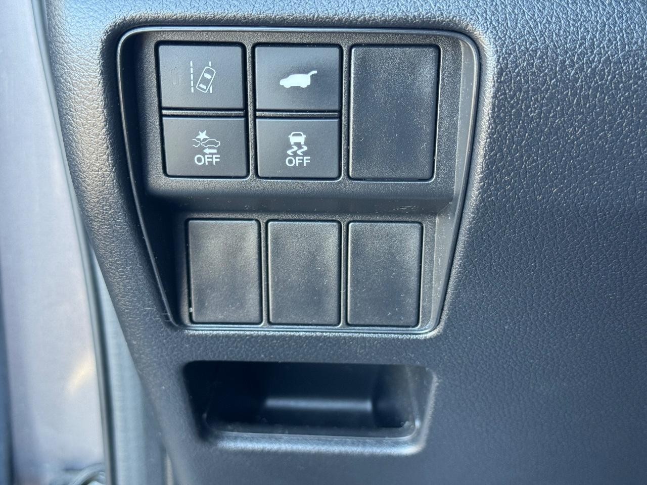 Honda CR-V Vehicle Full-screen Gallery Image 22