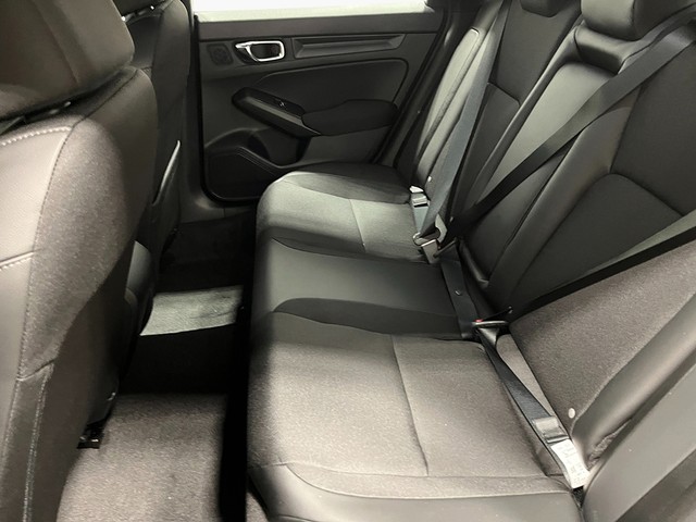 Honda Civic Hatchback Hybrid Vehicle Full-screen Gallery Image 24