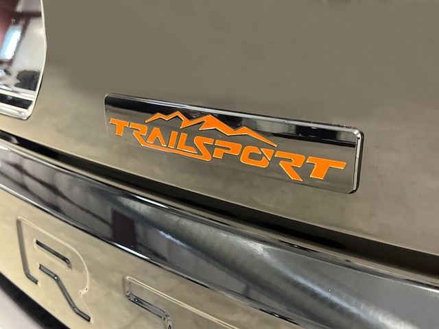 Honda Passport Vehicle Full-screen Gallery Image 05