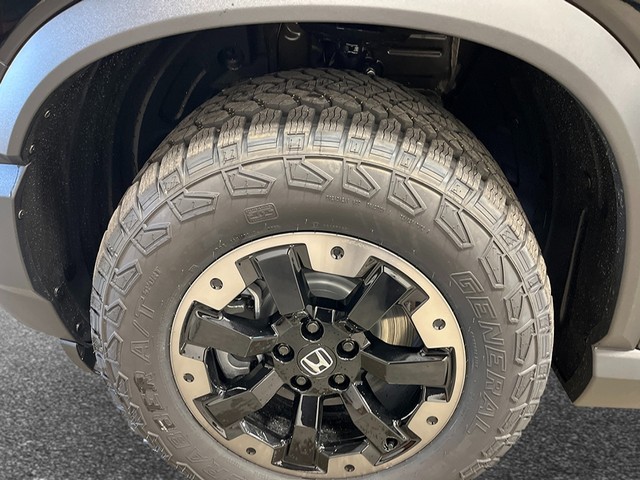 Honda Passport Vehicle Full-screen Gallery Image 11