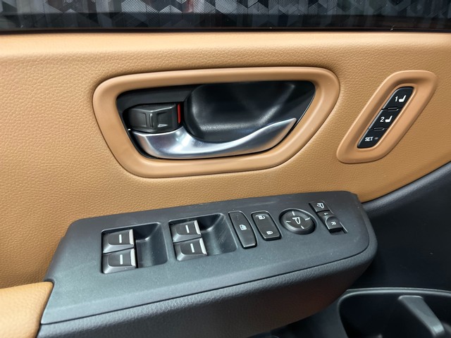Honda Passport Vehicle Full-screen Gallery Image 15