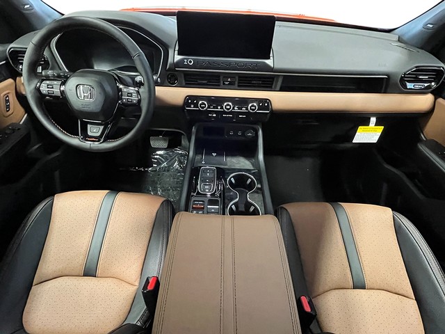 Honda Passport Vehicle Full-screen Gallery Image 16