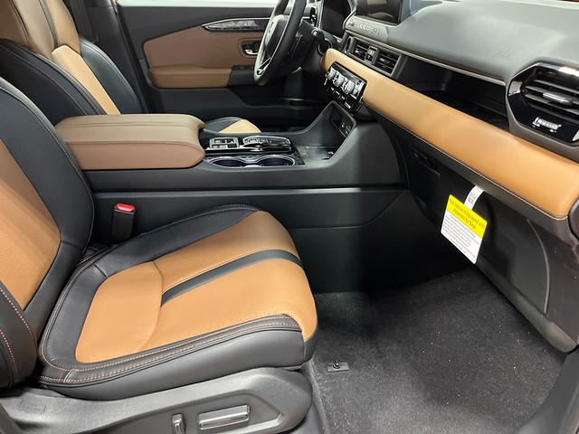 Honda Passport Vehicle Full-screen Gallery Image 30