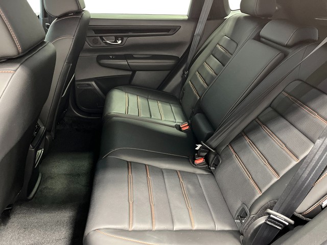 Honda CR-V Hybrid Vehicle Full-screen Gallery Image 25