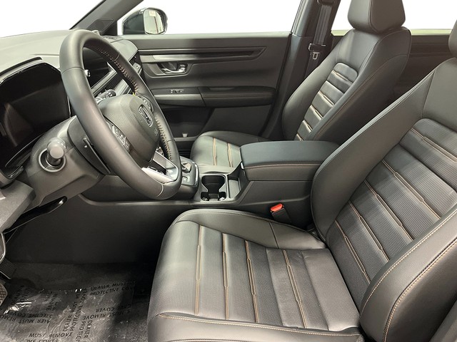 Honda CR-V Hybrid Vehicle Full-screen Gallery Image 13