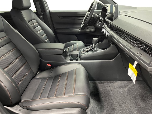 Honda CR-V Hybrid Vehicle Full-screen Gallery Image 29