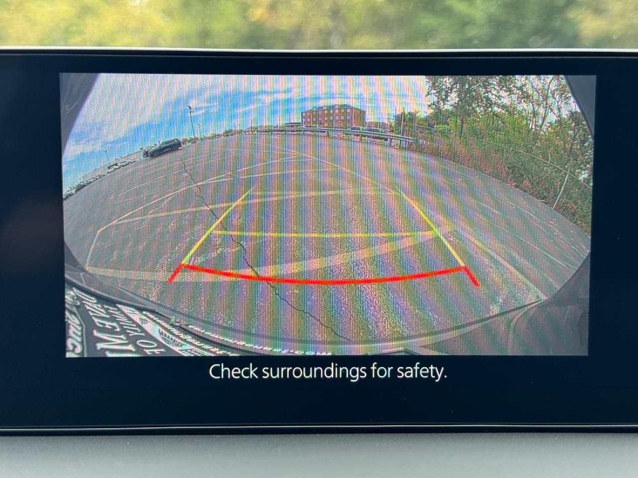 Mazda CX-50 Vehicle Full-screen Gallery Image 23