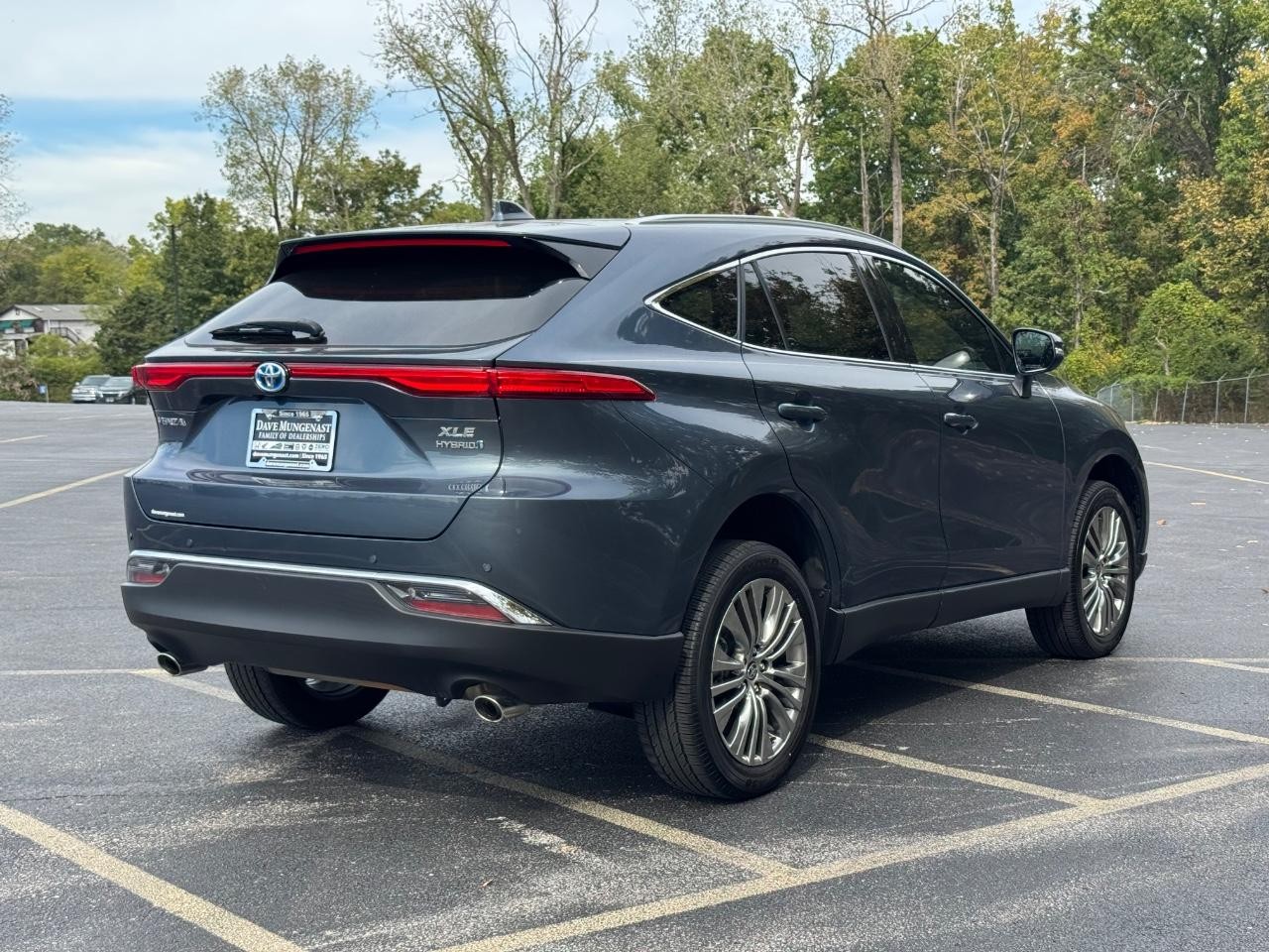 Toyota Venza Vehicle Full-screen Gallery Image 03