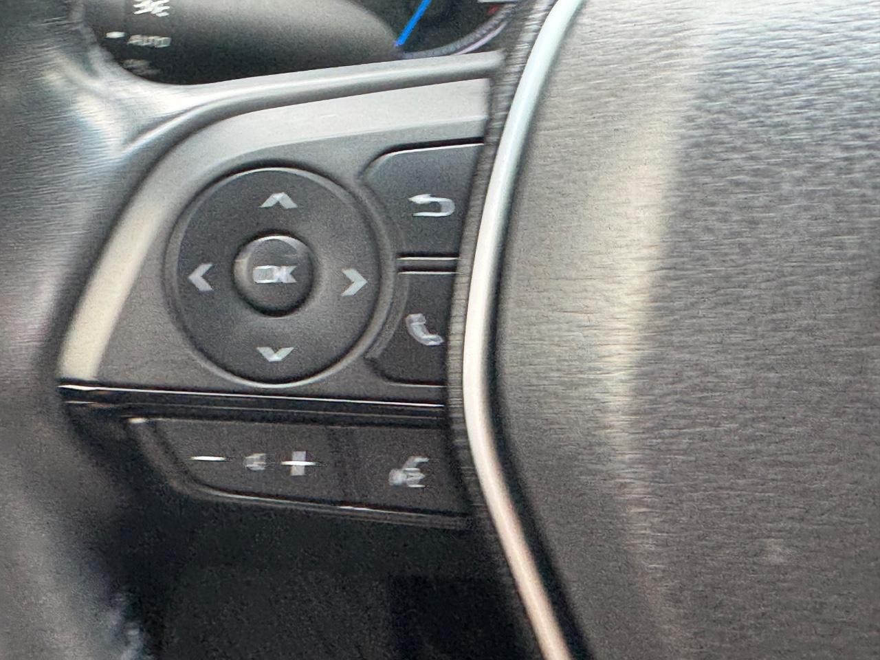 Toyota Venza Vehicle Full-screen Gallery Image 21