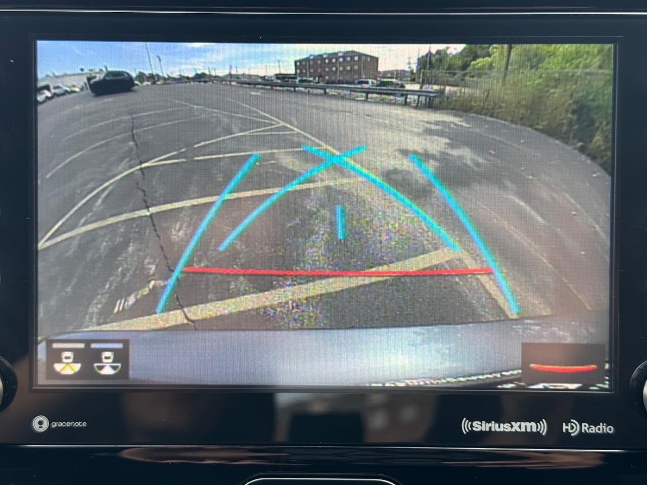 Toyota Venza Vehicle Full-screen Gallery Image 24