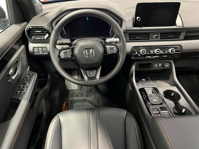 Honda Pilot Vehicle Full-screen Gallery Image 13