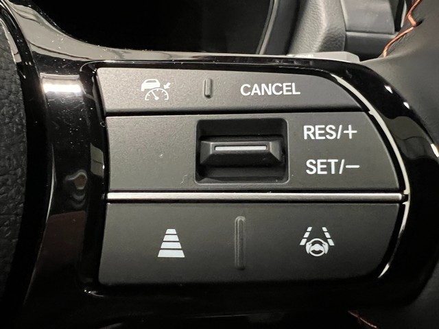 Honda Pilot Vehicle Full-screen Gallery Image 17