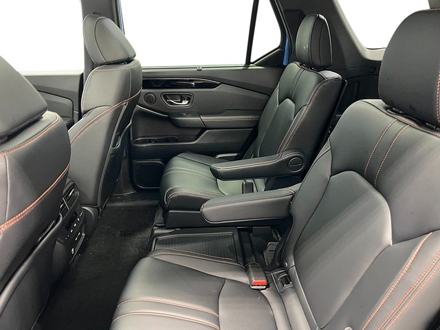 Honda Pilot Vehicle Full-screen Gallery Image 28