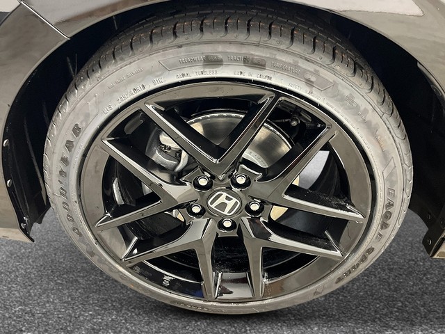 Honda Civic Hatchback Vehicle Full-screen Gallery Image 11