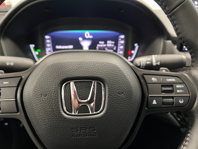 Honda Accord Hybrid Vehicle Full-screen Gallery Image 24