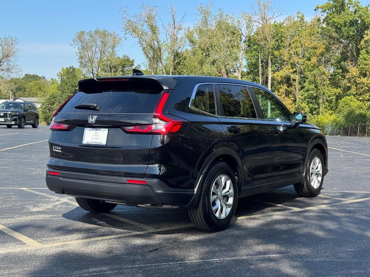 Honda CR-V Vehicle Full-screen Gallery Image 03