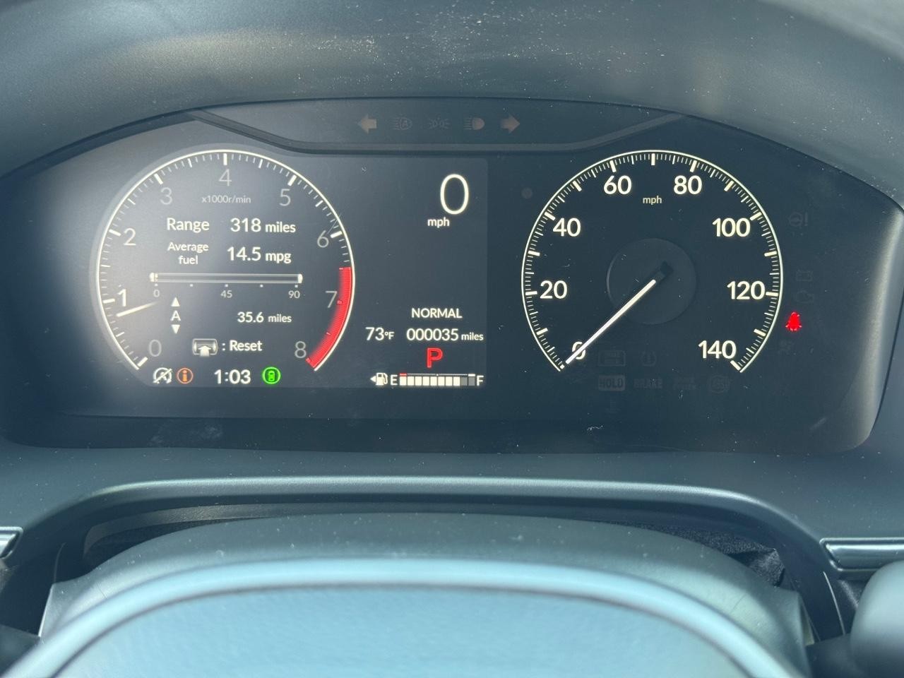 Honda CR-V Vehicle Full-screen Gallery Image 19