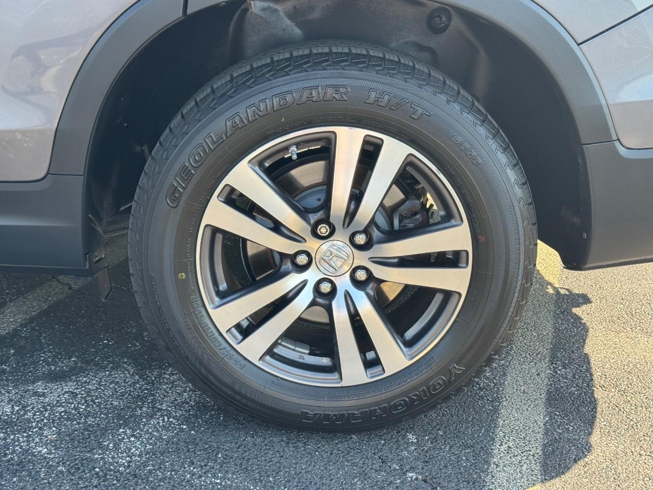 Honda Pilot Vehicle Full-screen Gallery Image 07