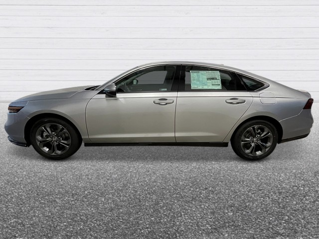 Honda Accord Hybrid Vehicle Full-screen Gallery Image 02