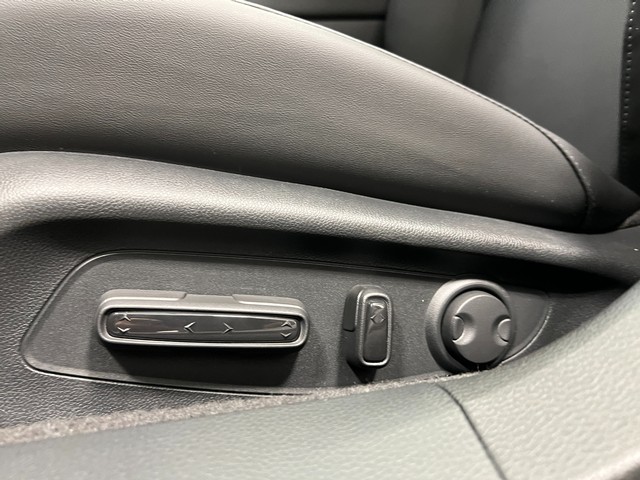 Honda Accord Hybrid Vehicle Full-screen Gallery Image 14