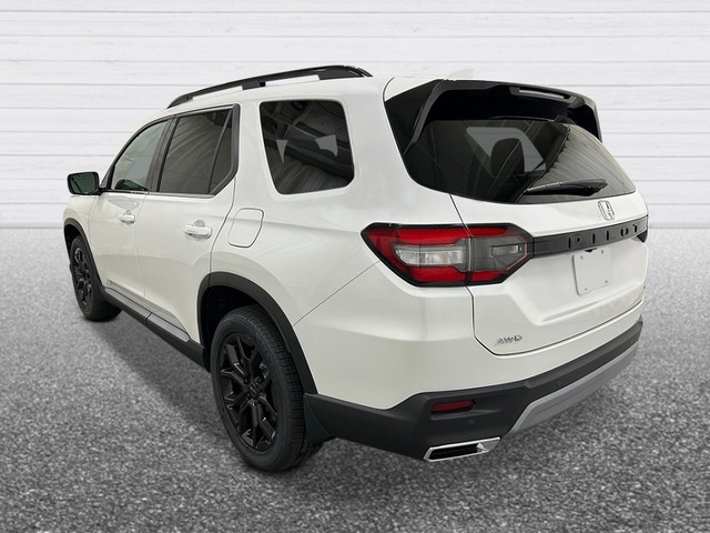 Honda Pilot Vehicle Full-screen Gallery Image 03