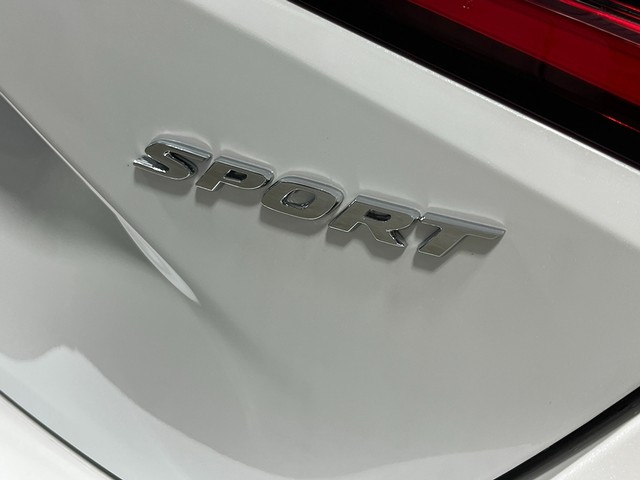 Honda Civic Hatchback Vehicle Full-screen Gallery Image 07