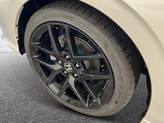 Honda Civic Hatchback Vehicle Full-screen Gallery Image 11