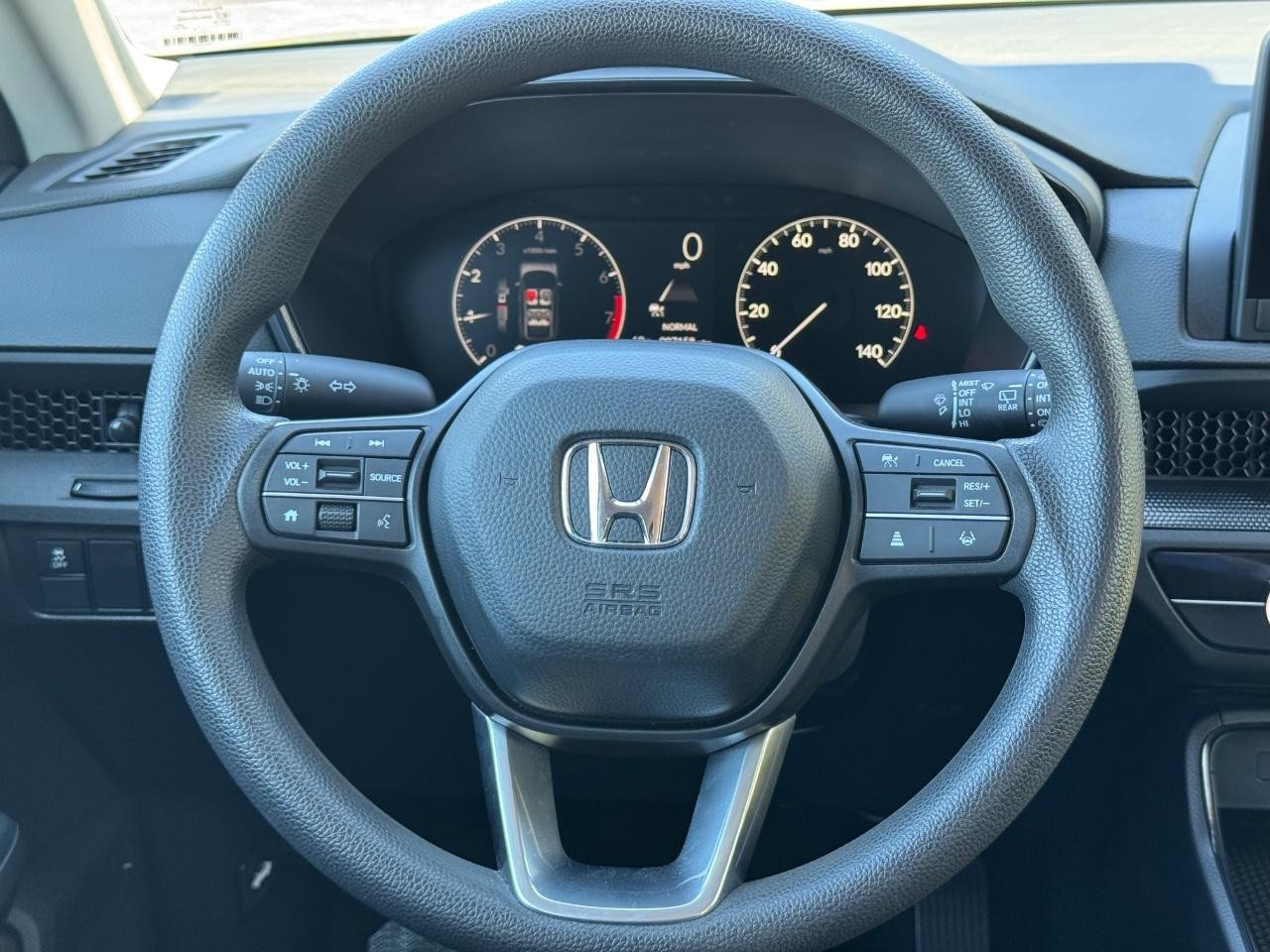 Honda CR-V Vehicle Full-screen Gallery Image 12