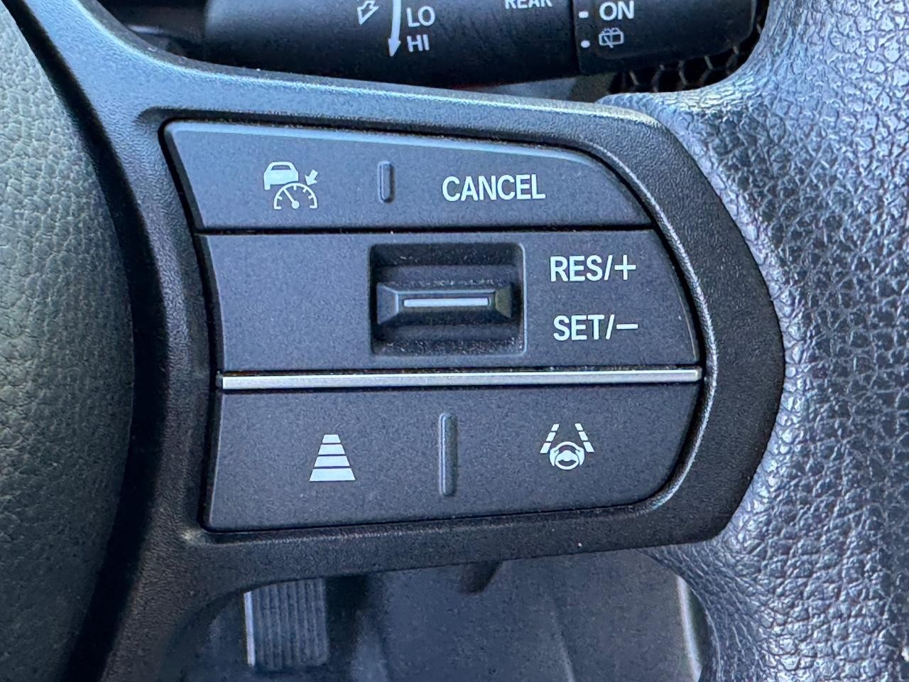 Honda CR-V Vehicle Full-screen Gallery Image 21