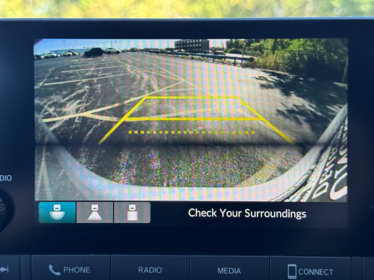 Honda CR-V Vehicle Full-screen Gallery Image 23