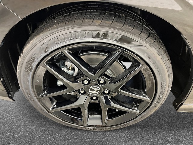 Honda Civic Sedan Hybrid Vehicle Full-screen Gallery Image 11