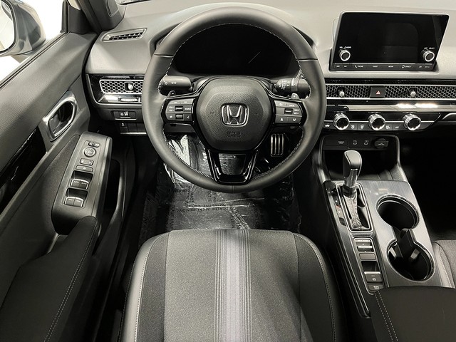 Honda Civic Sedan Hybrid Vehicle Full-screen Gallery Image 16