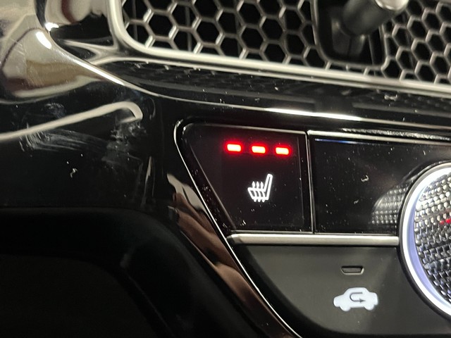 Honda Civic Sedan Hybrid Vehicle Full-screen Gallery Image 21