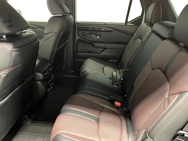 Honda Pilot Vehicle Full-screen Gallery Image 22