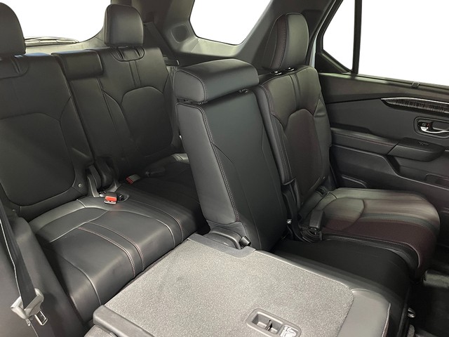 Honda Pilot Vehicle Full-screen Gallery Image 25