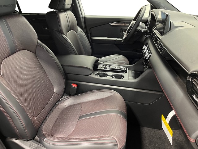 Honda Pilot Vehicle Full-screen Gallery Image 26