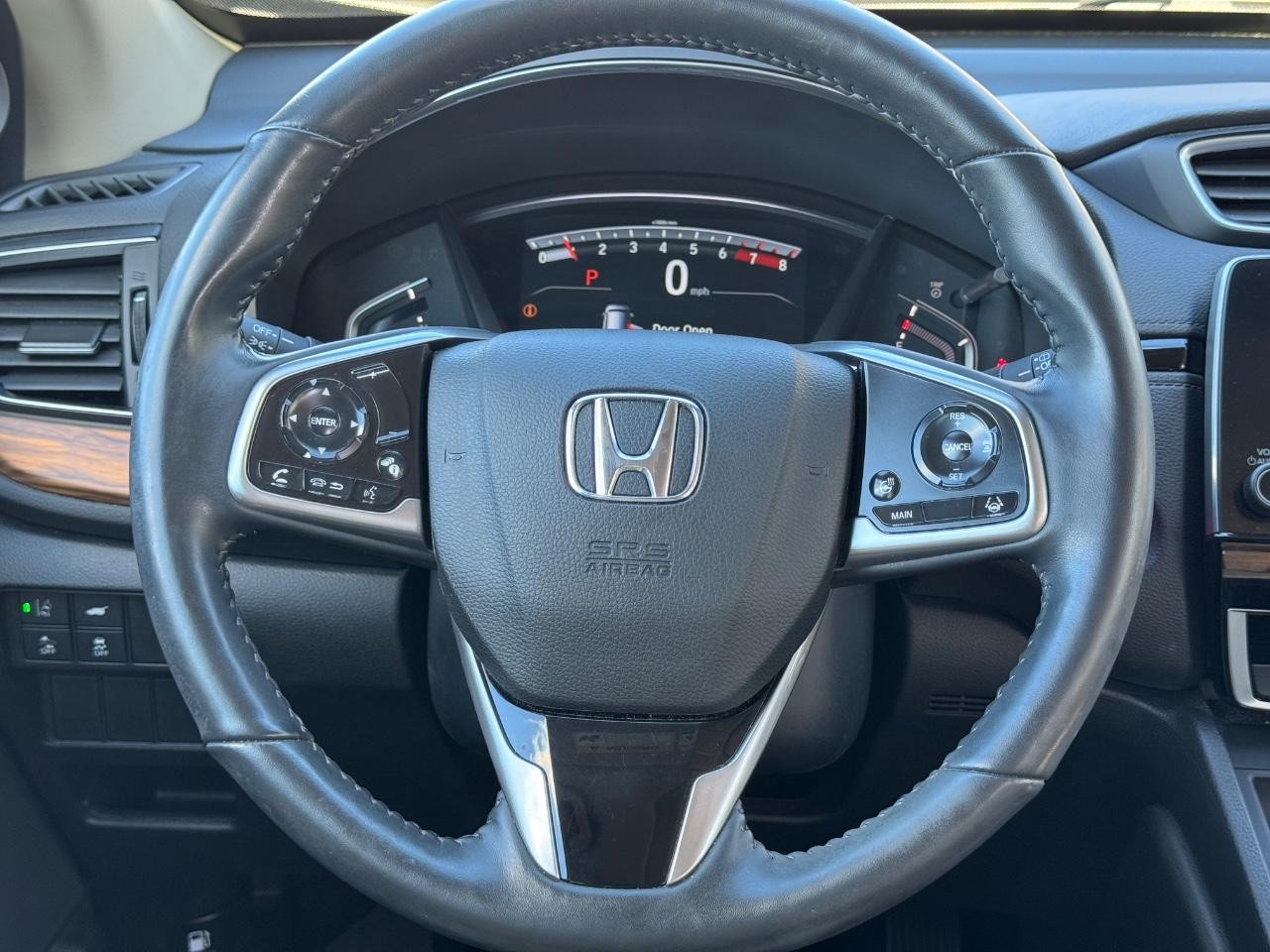 Honda CR-V Vehicle Full-screen Gallery Image 12