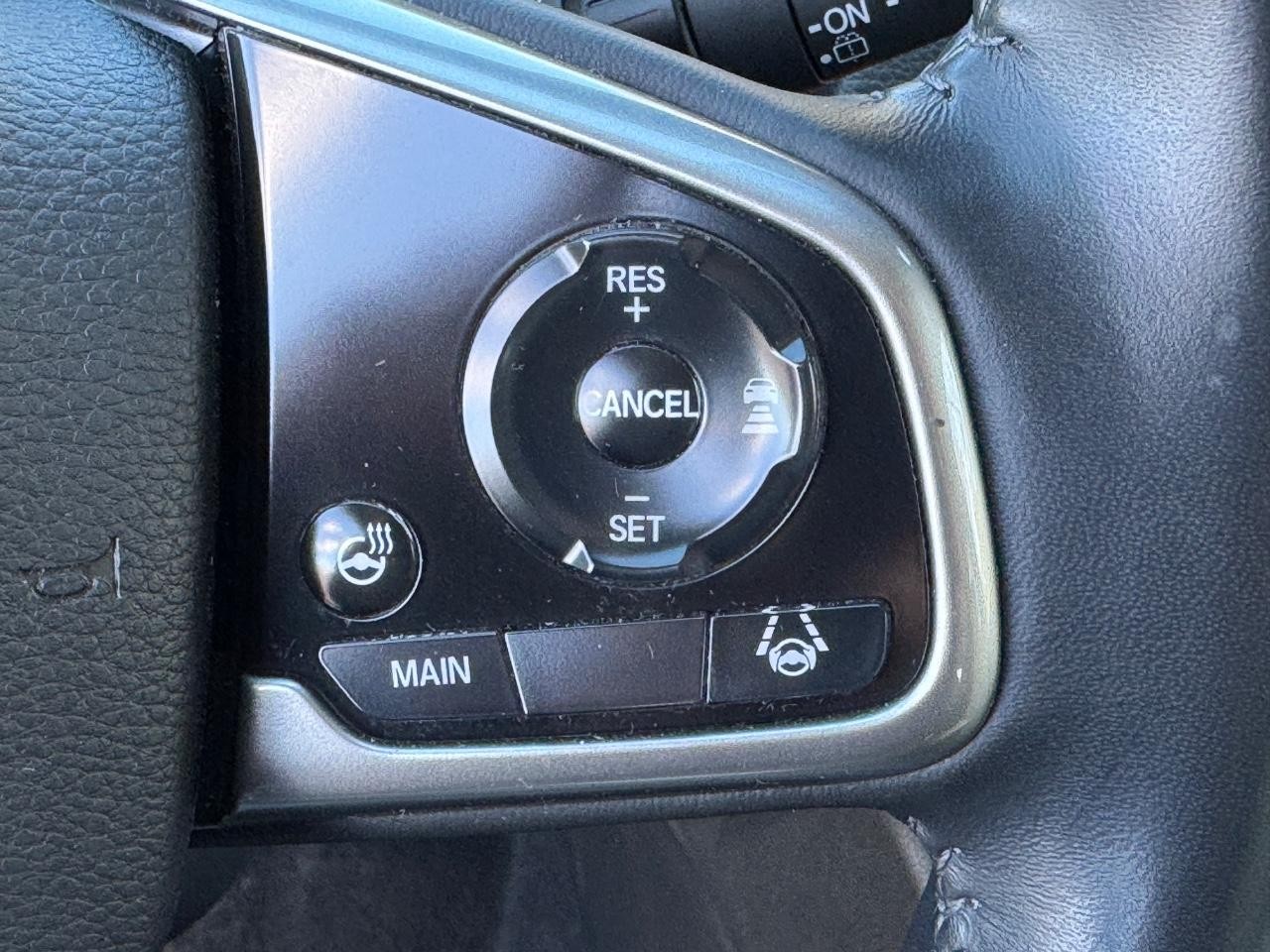 Honda CR-V Vehicle Full-screen Gallery Image 22