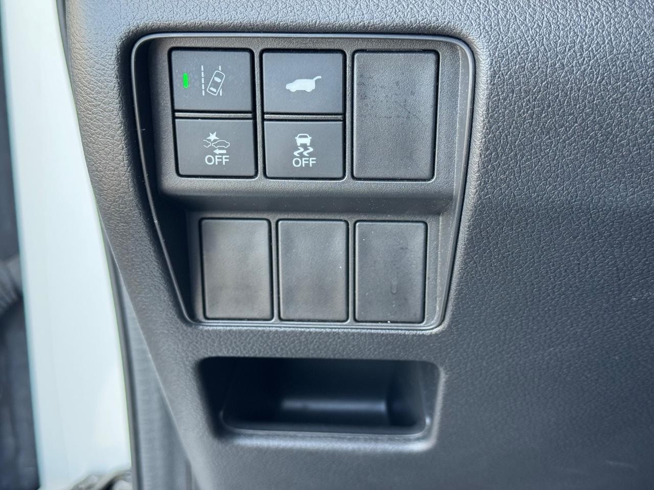 Honda CR-V Vehicle Full-screen Gallery Image 23