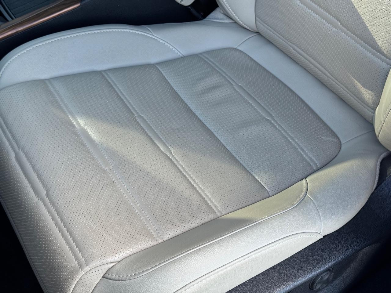 Honda CR-V Vehicle Full-screen Gallery Image 27