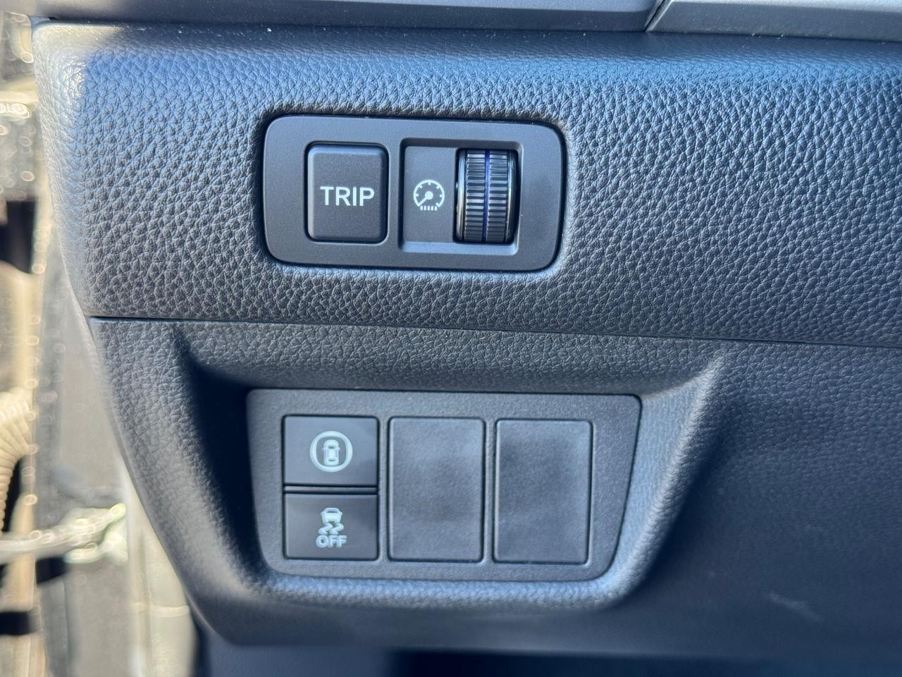 Honda Accord Sedan Vehicle Full-screen Gallery Image 22