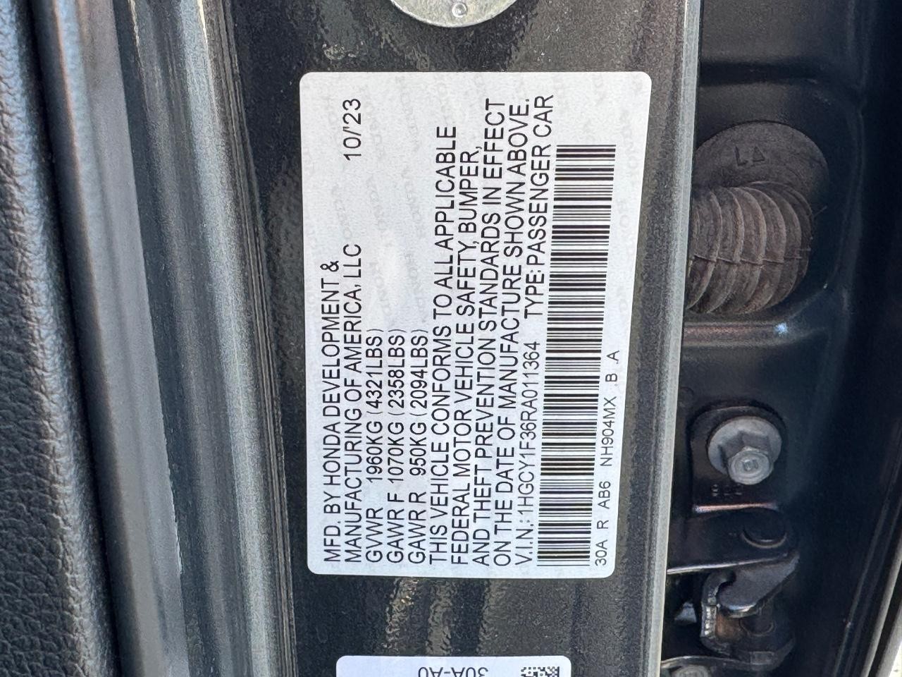 Honda Accord Sedan Vehicle Full-screen Gallery Image 25