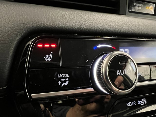 Honda Pilot Vehicle Full-screen Gallery Image 24