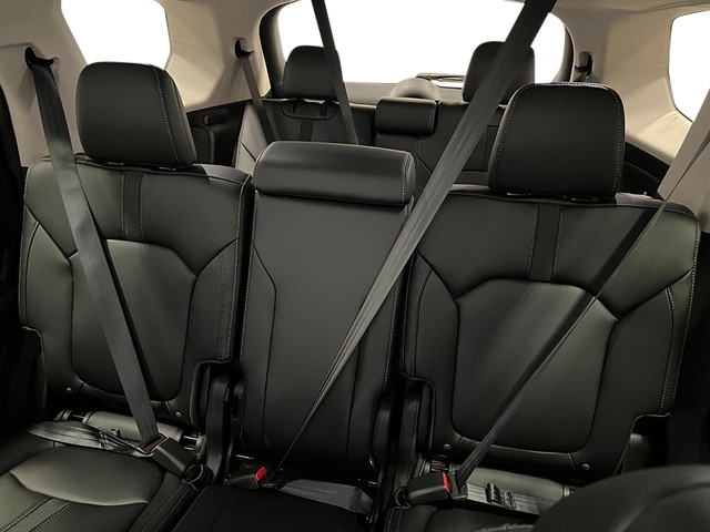 Honda Pilot Vehicle Full-screen Gallery Image 28