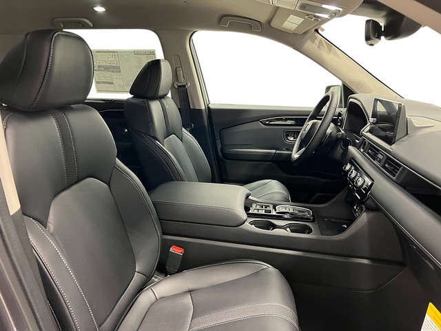 Honda Pilot Vehicle Full-screen Gallery Image 38