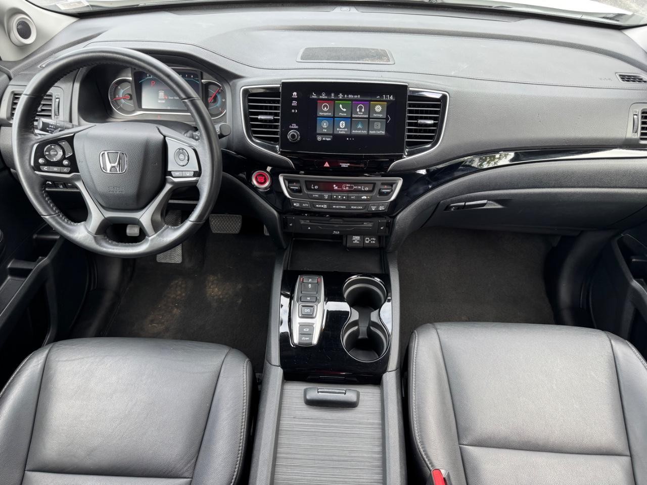 Honda Pilot Vehicle Full-screen Gallery Image 12