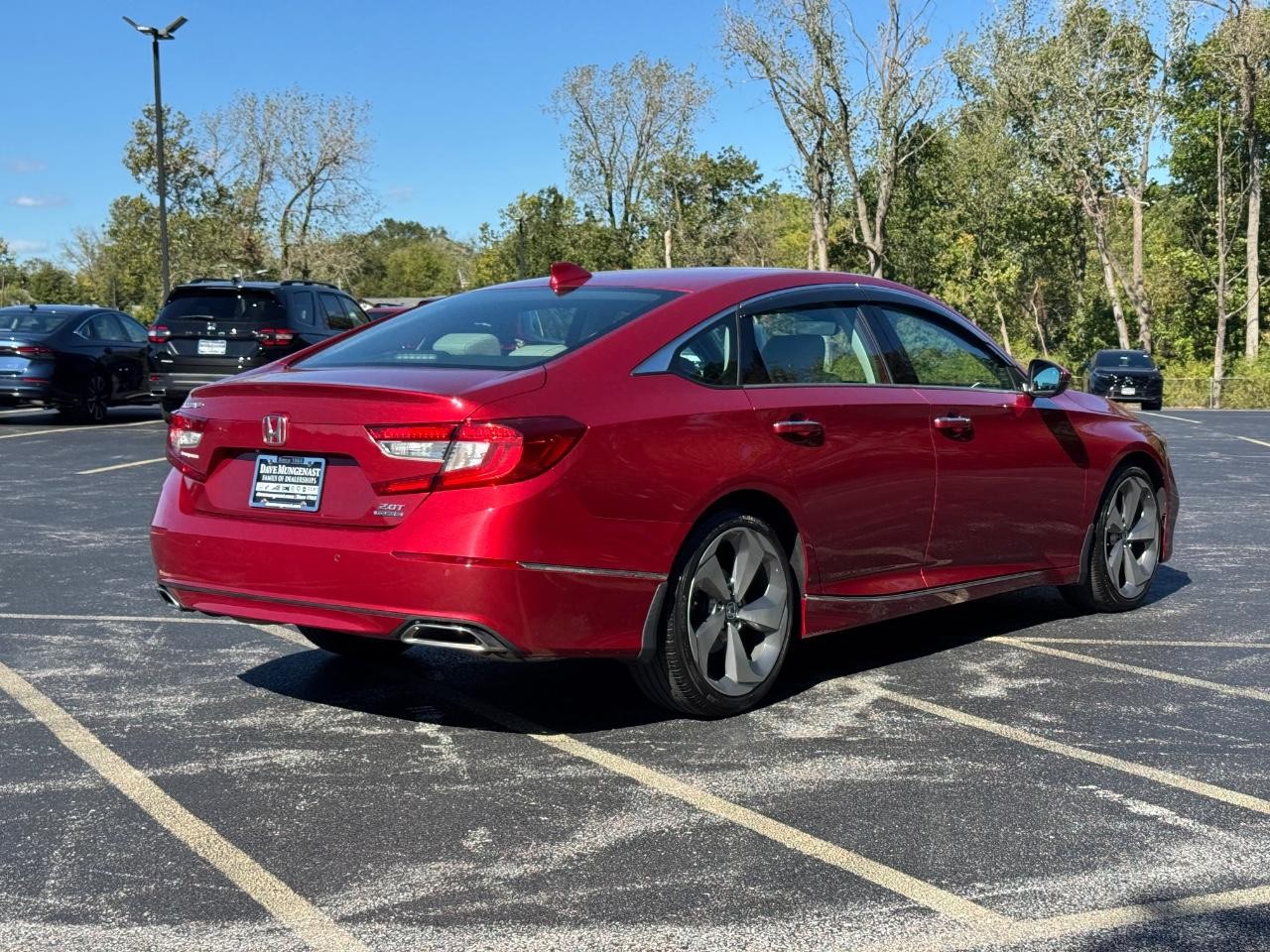 Honda Accord Sedan Vehicle Full-screen Gallery Image 03