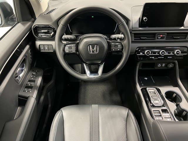 Honda Pilot Vehicle Full-screen Gallery Image 13