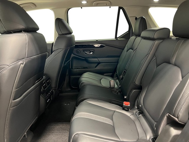 Honda Pilot Vehicle Full-screen Gallery Image 26