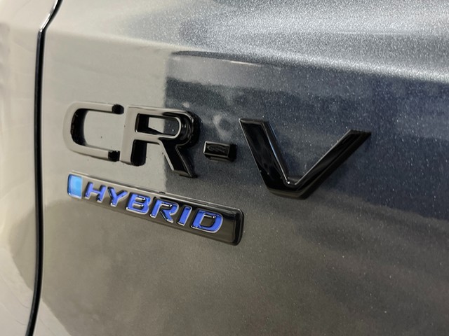 Honda CR-V Hybrid Vehicle Full-screen Gallery Image 06